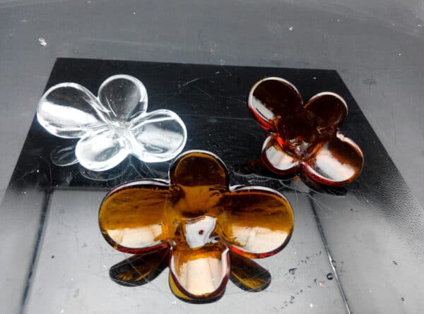 Amber and white hand-blown glass four-petal flower lamp fitting for interior decoration-1